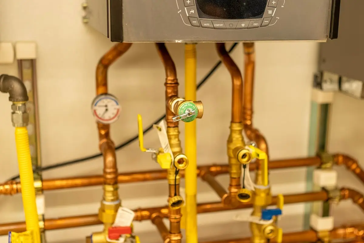 Licensed technician providing Slab Leak Repair for a homeowner in Richland